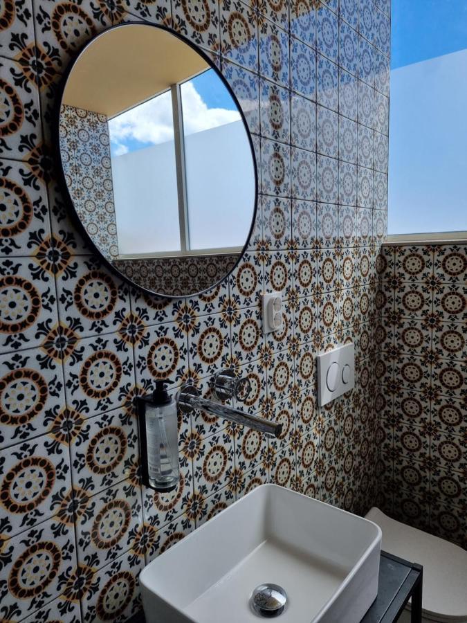 Rooftop Guesthouse אלבור מראה חיצוני תמונה